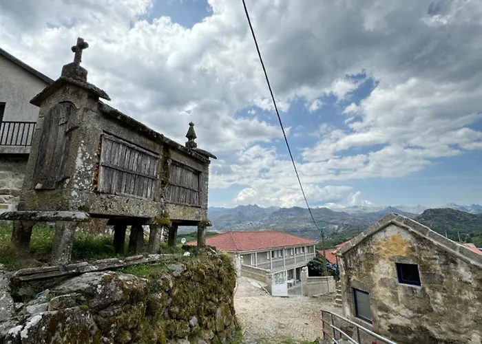 Estrela Do Geres - Casa Fernandes 4* Outeiro (Tras-Os-Montes)